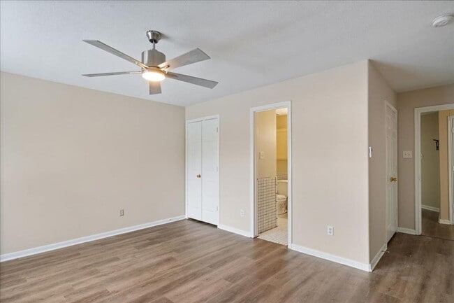 Building Photo - Roomy 4bdr Near NRG