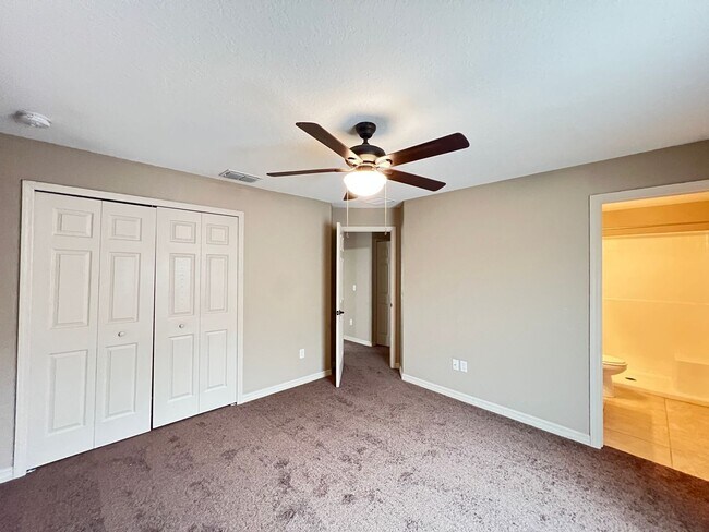 Building Photo - Beautiful 3 Bedroom, 2 Bathroom Home in Ocala!!