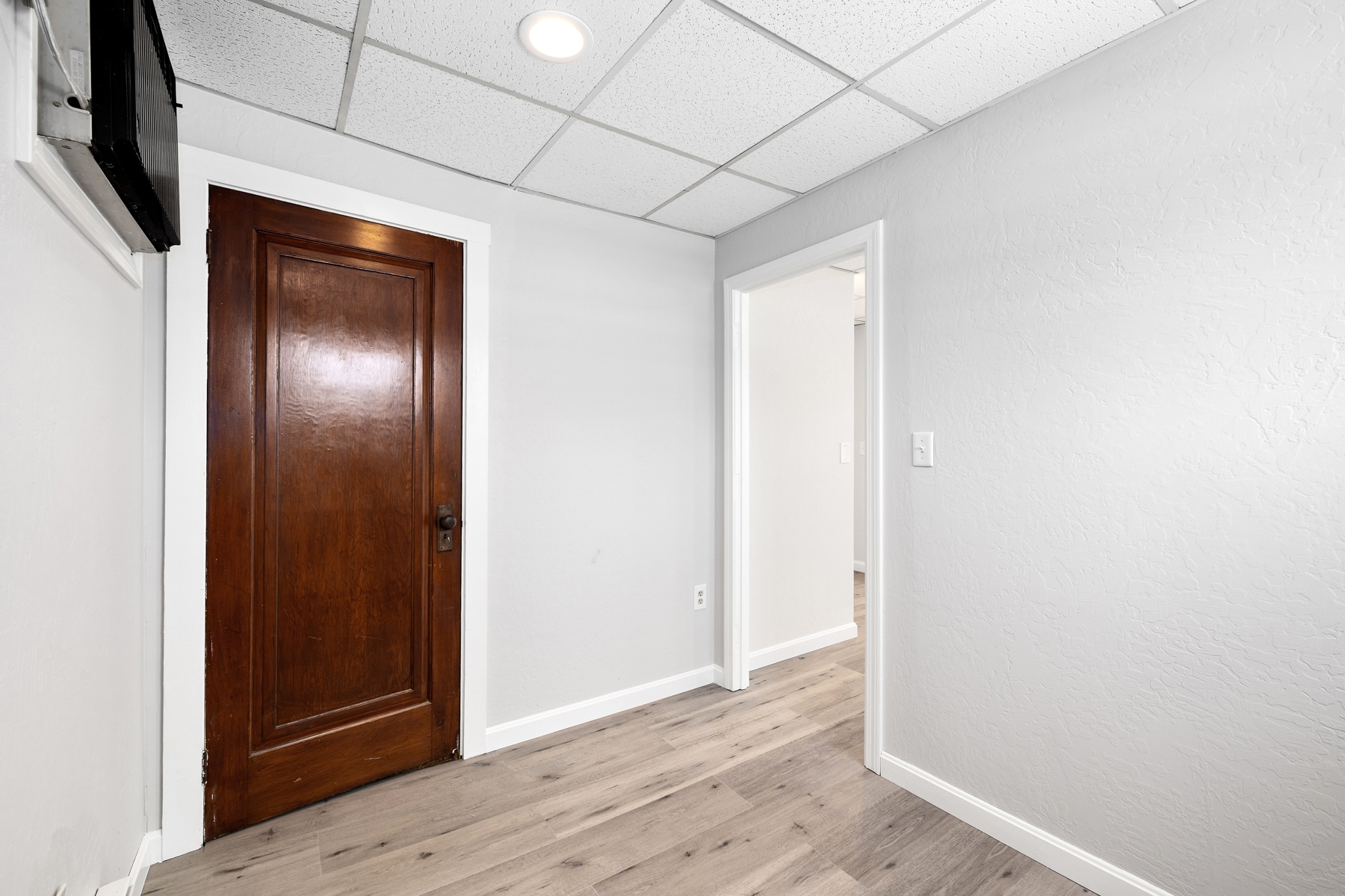 Building Photo - 137 Sandy Bottom Rd