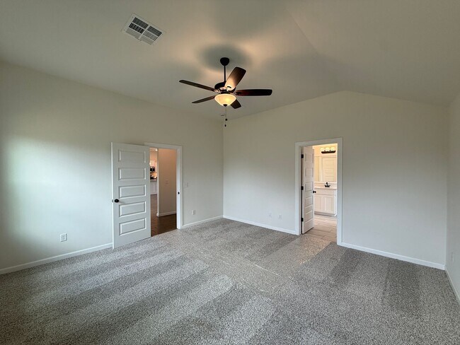 Building Photo - 18116 Austin Ct