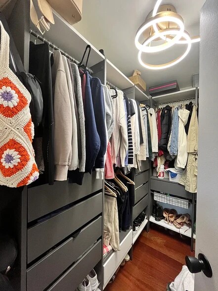 Building Photo - 2429 Locust St