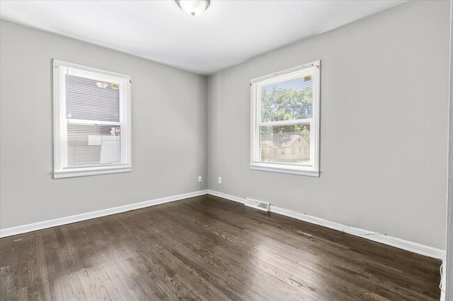 Building Photo - 8023 Garfield Ave