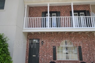 Building Photo - 2117 Cypress Hall Alley