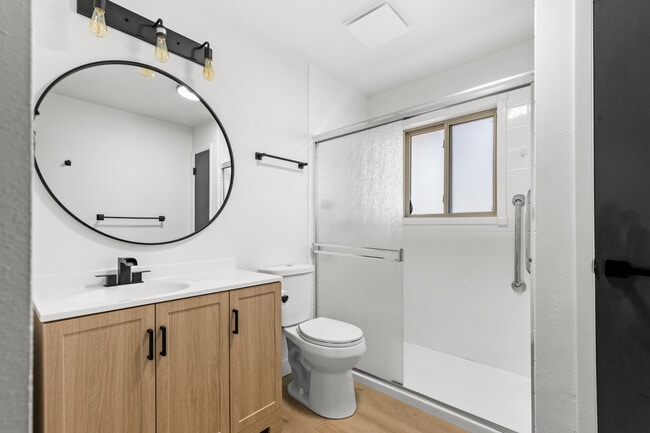 Building Photo - 36839 Gaylin Ave