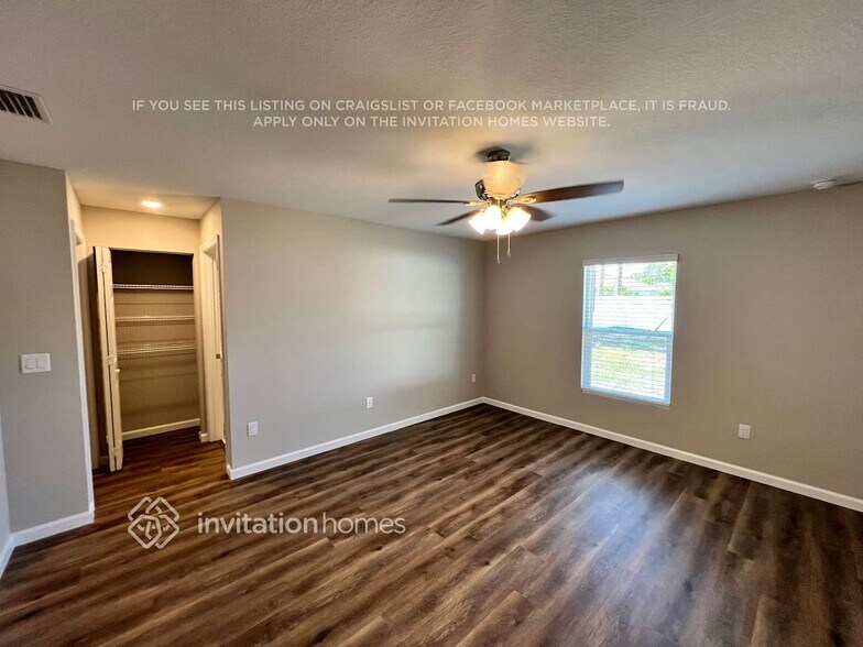Building Photo - 5358 NW Rugby Dr