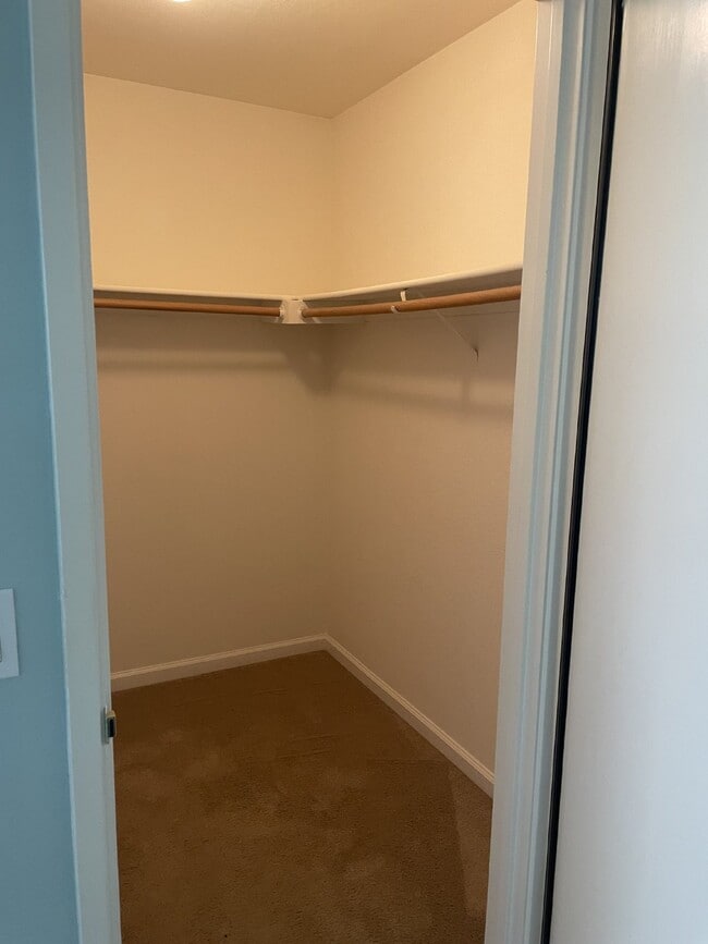 Building Photo - "Charming 3-Bedroom Townhouse with Spacious 1,725 Sq Ft Layout in Martinez, CA – Your Perfect Hom...