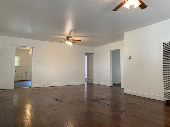 Building Photo - PRELEASE! Great Home Close to Tech and Schools!