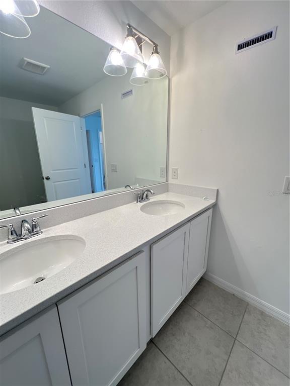 Building Photo - 1025 Plantation Ln