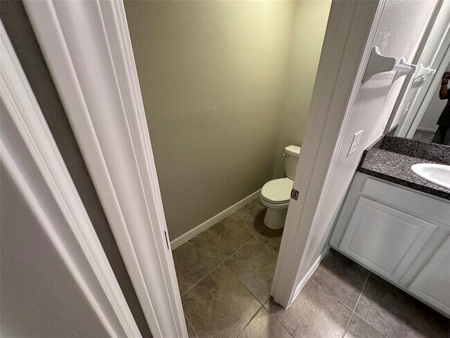 Building Photo - 15438 Wicked Strong St