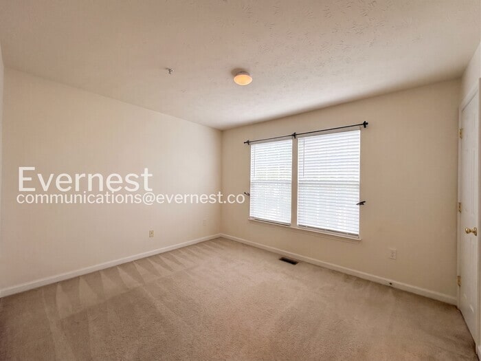 Building Photo - 6504 Tapwood Ct
