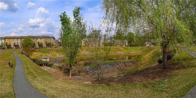 Building Photo - 6501 Brooklake Ct SE