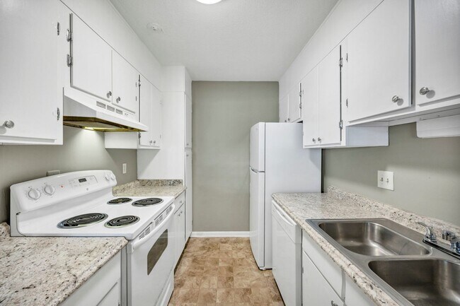 Building Photo - 321cam