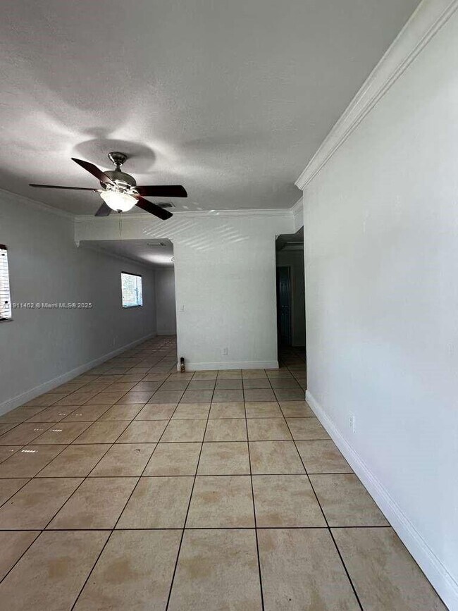 Building Photo - 802-804 NW 10th St