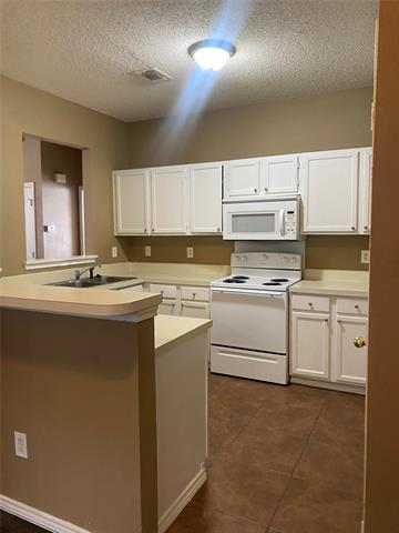 Building Photo - 1133 Southpointe Dr