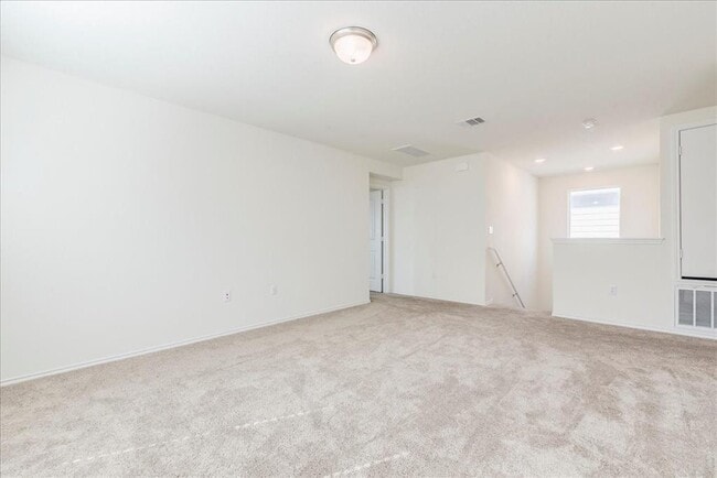 Building Photo - 815 Sandhill Branch Dr