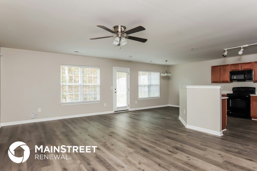 Building Photo - 4663 Chapel Ridge Dr