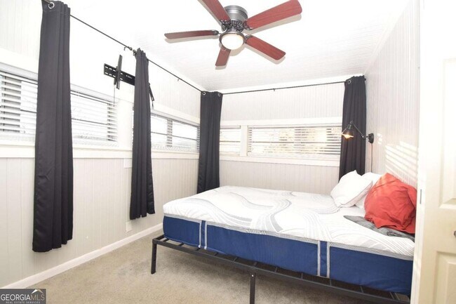 Building Photo - 3116 Jackson St