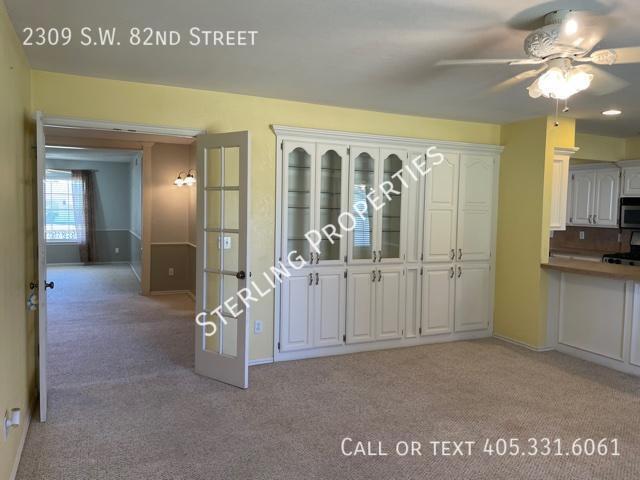 Building Photo - 2309 SW 82nd St