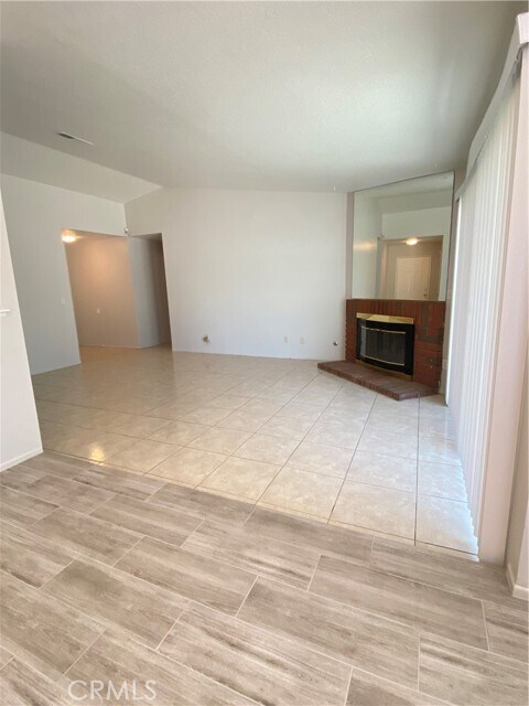 Building Photo - 14663 Rio Grande Dr