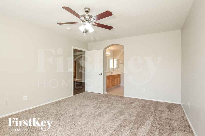 Building Photo - 12393 W Hopi St