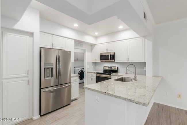 Building Photo - 295 N Rural Rd