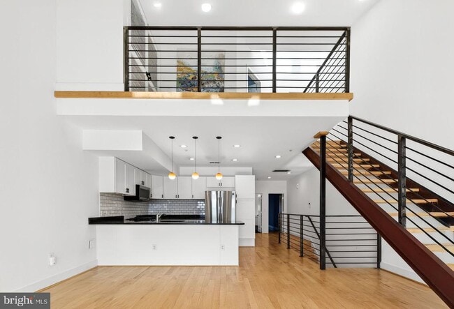 Building Photo - 1328 Maryland Ave NE