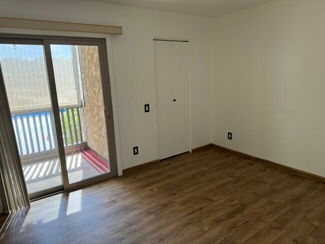 Building Photo - 6202 Friars Rd