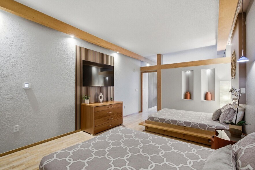 Building Photo - 101 Palm Harbor Pky