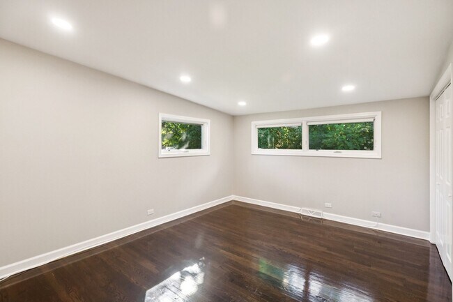 Building Photo - 1321 Heatherfield Ln