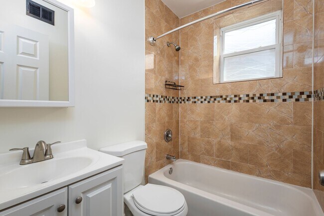 Building Photo - 3139 W Norris St