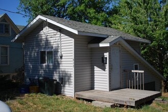 Building Photo - 513-515 NE Kamiaken Street