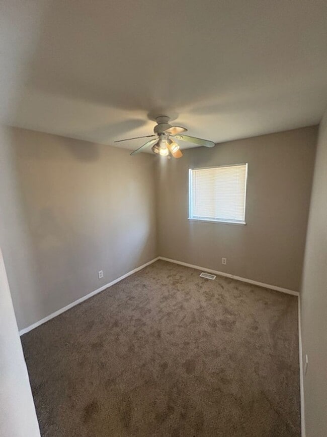 Building Photo - House for Rent with detached garage 3 BR/ 1 BA