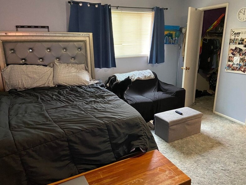 Building Photo - 1055 Milky Way