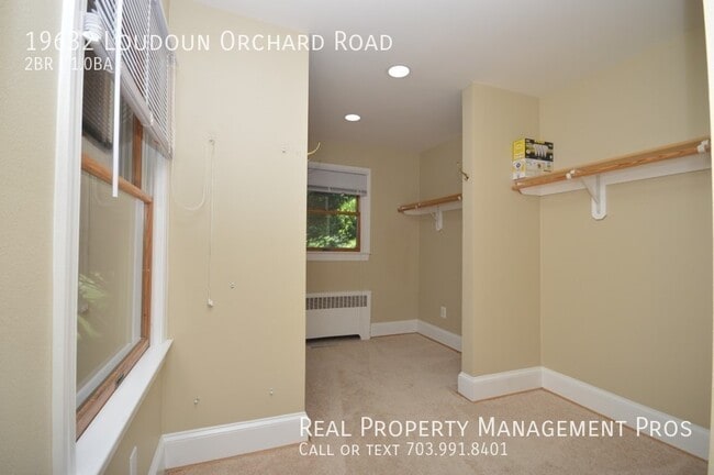 Building Photo - 19632 Loudoun Orchard Rd
