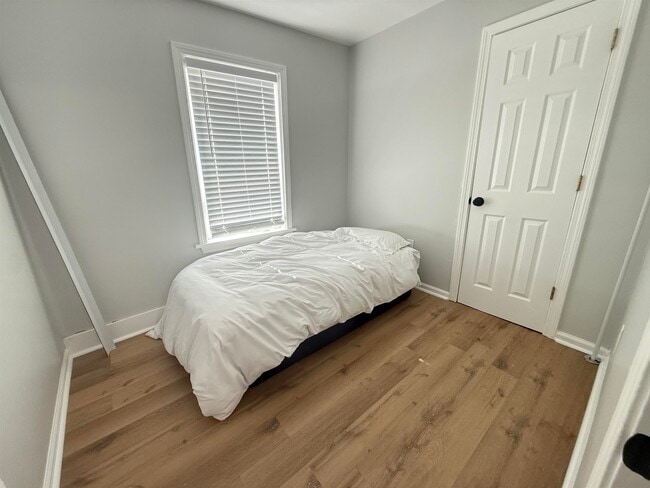 Building Photo - 57 Forest St