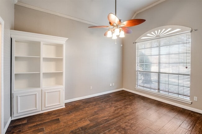 Building Photo - 8117 Halliford Dr