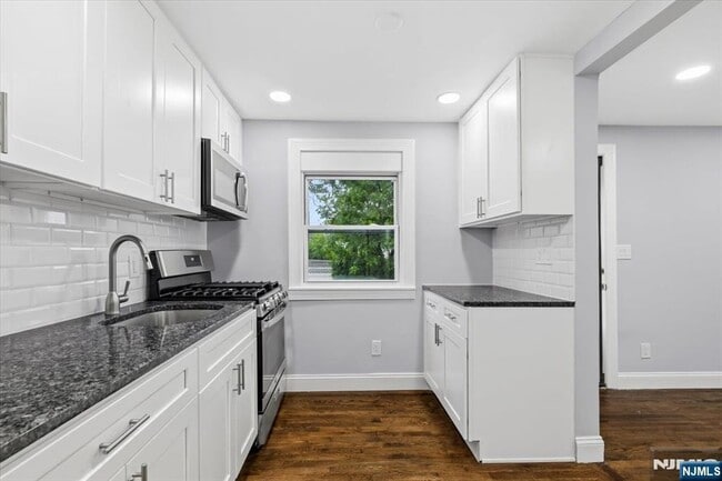Building Photo - 317-17 31st St