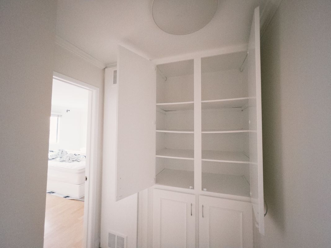 Building Photo - 1236 Wellesley Ave