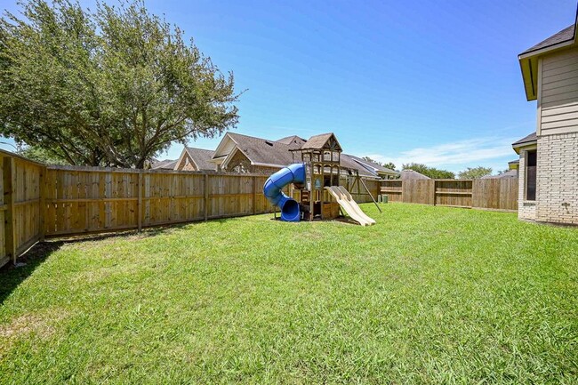 Building Photo - 7818 Iris Glen Ln
