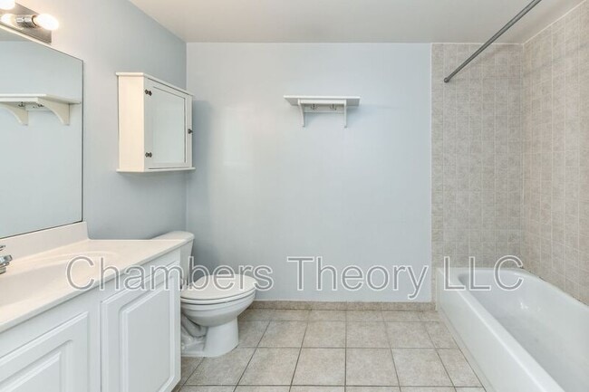 Building Photo - 350 G St SW