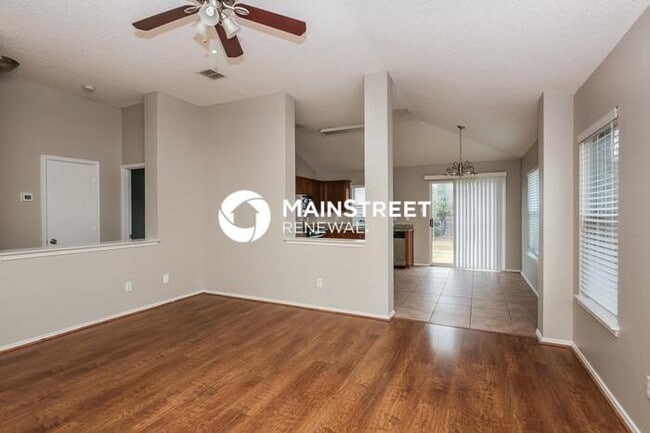 Building Photo - 3 Bedroom Pet-Friendly Home in Fort Worth,...