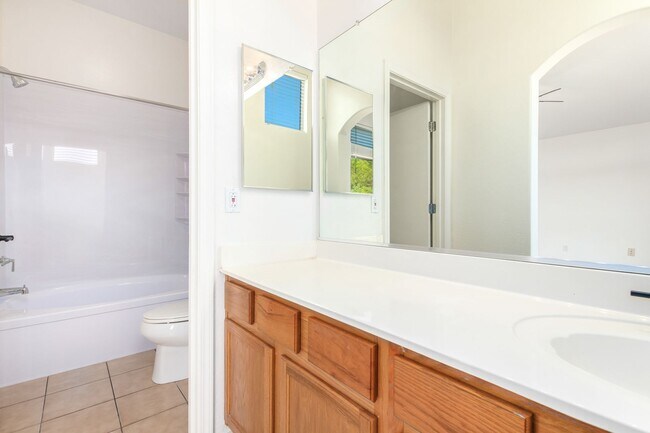 Building Photo - Beautiful Condo in Augusta Ranch (Gate Code: #4278)