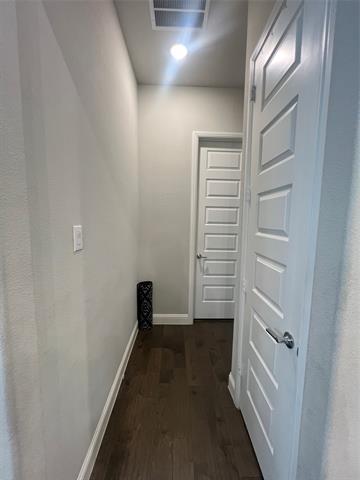 Building Photo - 4275 Curtiss Dr