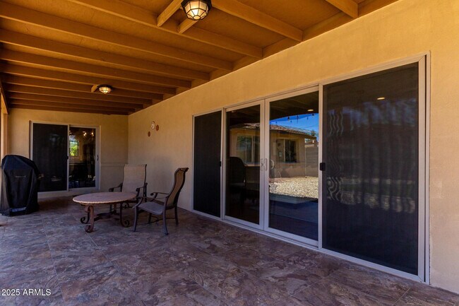 Building Photo - 6839 E Earll Dr