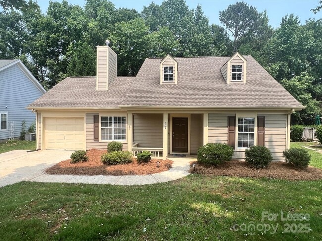 Primary Photo - 209 Indian Paint Brush Dr