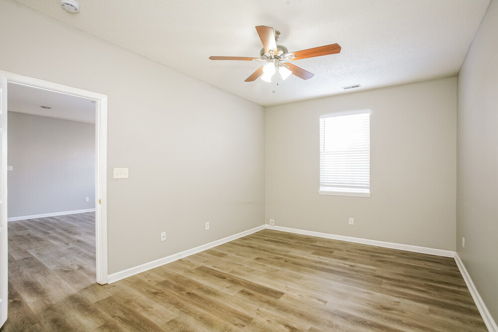 Building Photo - 1421 Dowell St