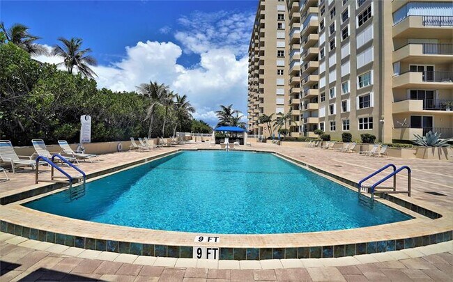 Building Photo - 2000 S Ocean Blvd