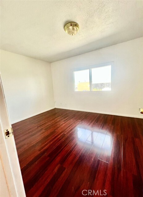 Building Photo - 126 N Lassen Pl