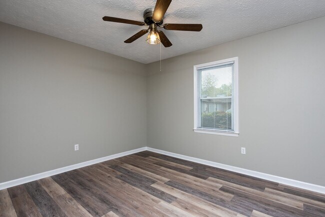 Building Photo - 196 Park Ridge Pl
