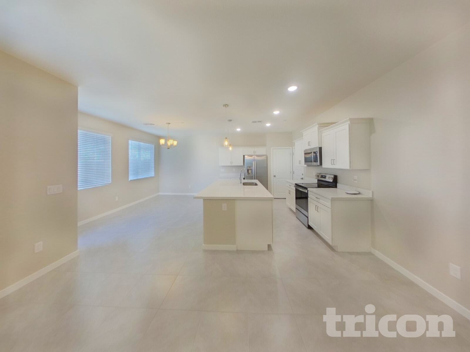 Building Photo - 4559 E Gary St